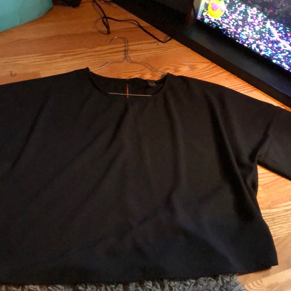 Black boxy blouse